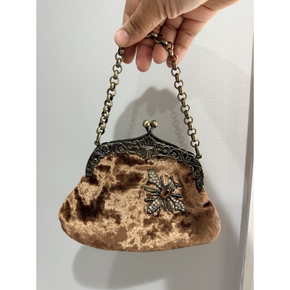 Guess Handbag Evening Bag Clutch Kisslock Metal Chain Velvet Purple Bee Jeweled